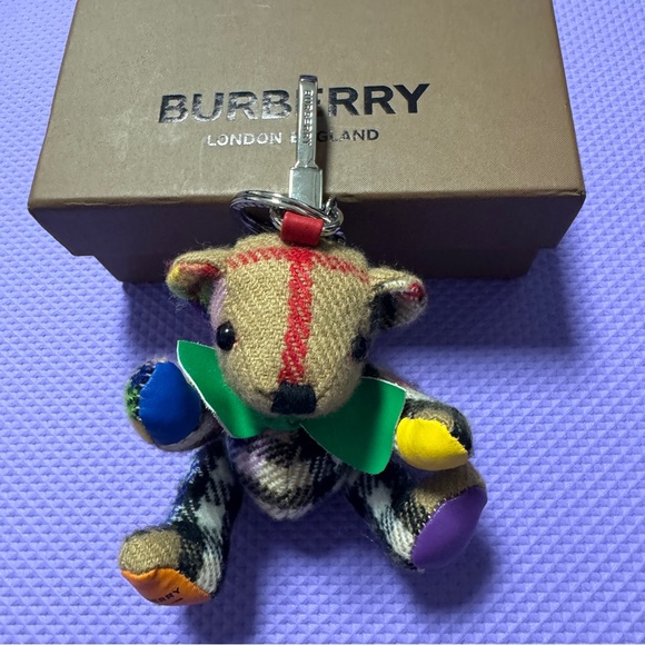 Unisex Burberry Bear Keychain😎😎 - Picture 1 of 5